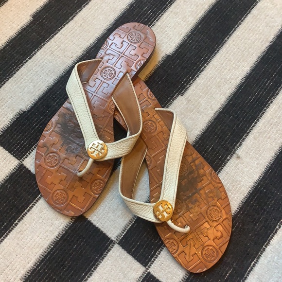 Tory Burch Thora Leather Flip Flop - Picture 8 of 8